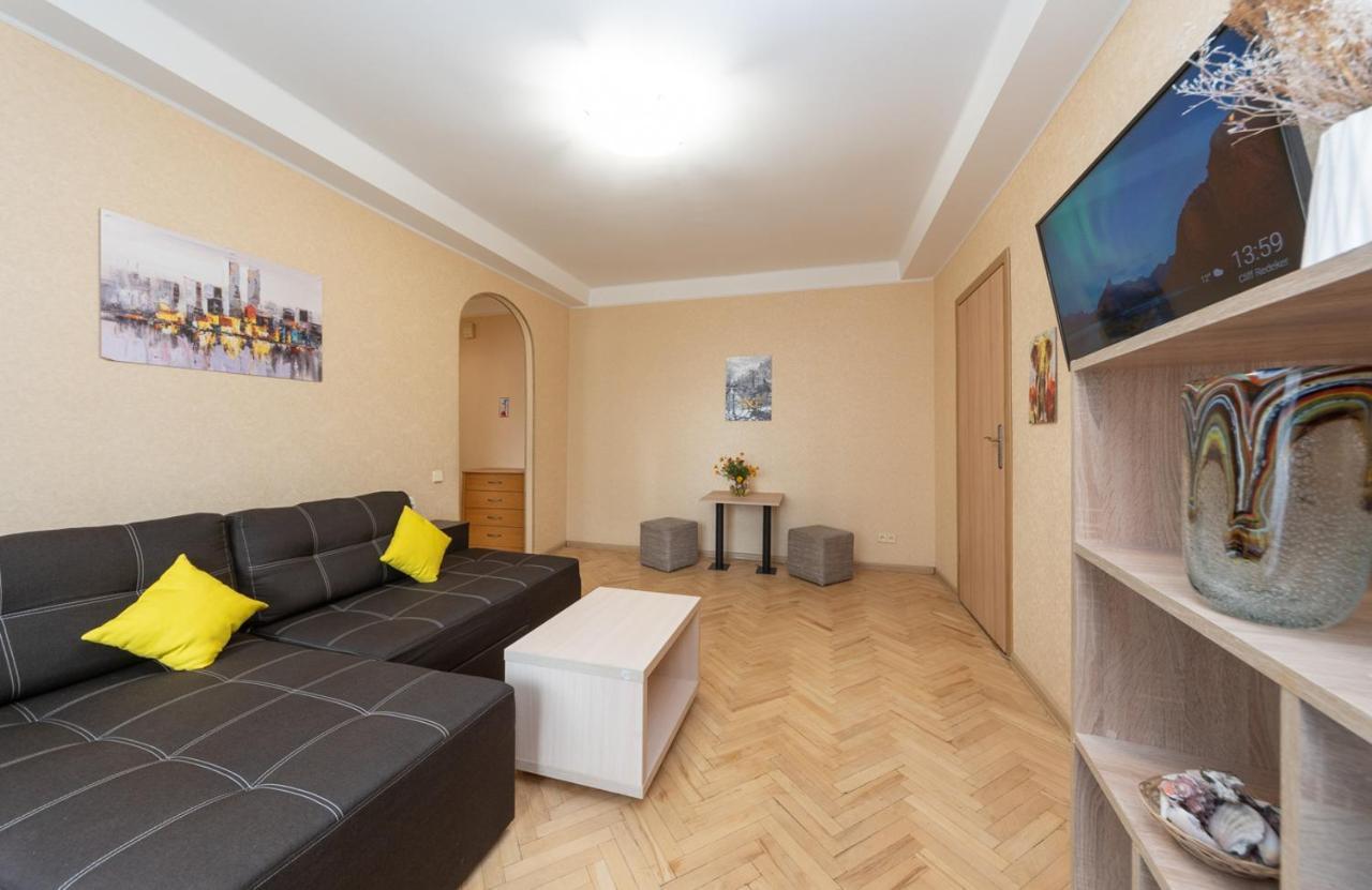 1 Bedroom Apart Near Metro Pecherska Kiev Eksteriør bilde