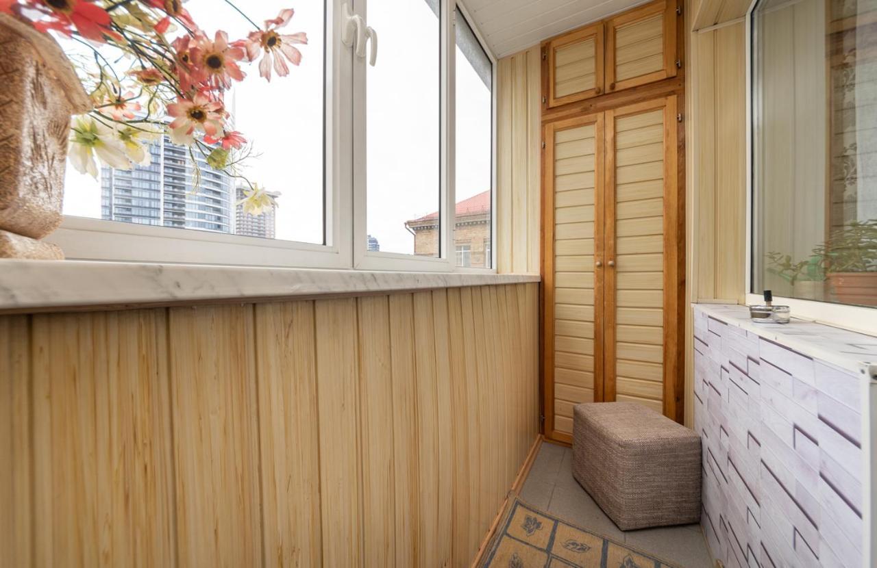 1 Bedroom Apart Near Metro Pecherska Kiev Eksteriør bilde