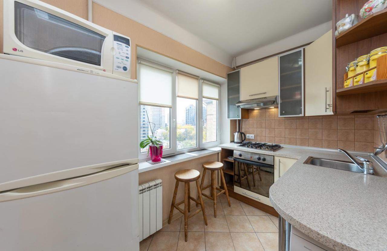 1 Bedroom Apart Near Metro Pecherska Kiev Eksteriør bilde